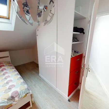 Apartman Spacious 3-bedroom On Rue Michel Coty